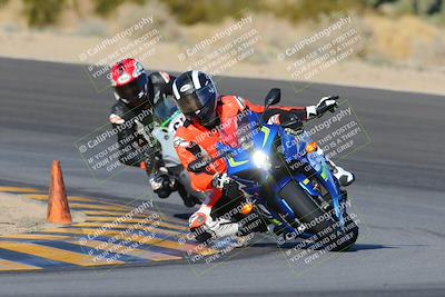 media/Dec-18-2022-SoCal Trackdays (Sun) [[8099a50955]]/Turn 10 (140pm)/